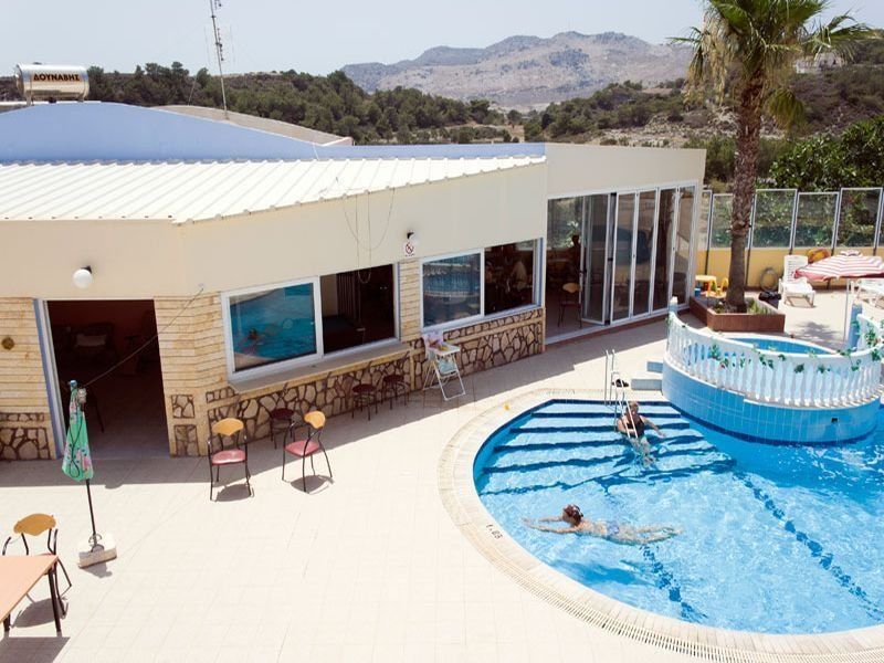 פליראקי Ano Kampos Hotel מראה חיצוני תמונה