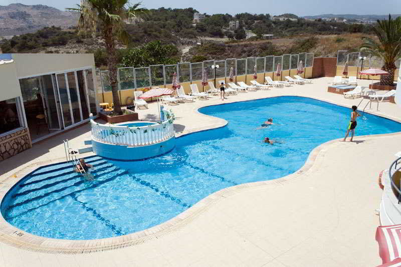 פליראקי Ano Kampos Hotel מראה חיצוני תמונה
