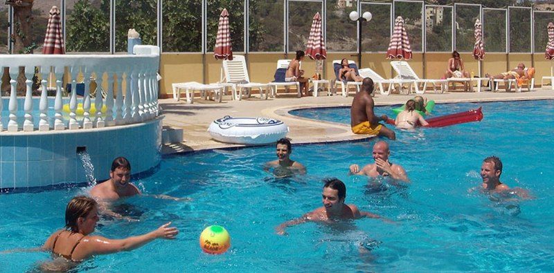 פליראקי Ano Kampos Hotel מראה חיצוני תמונה