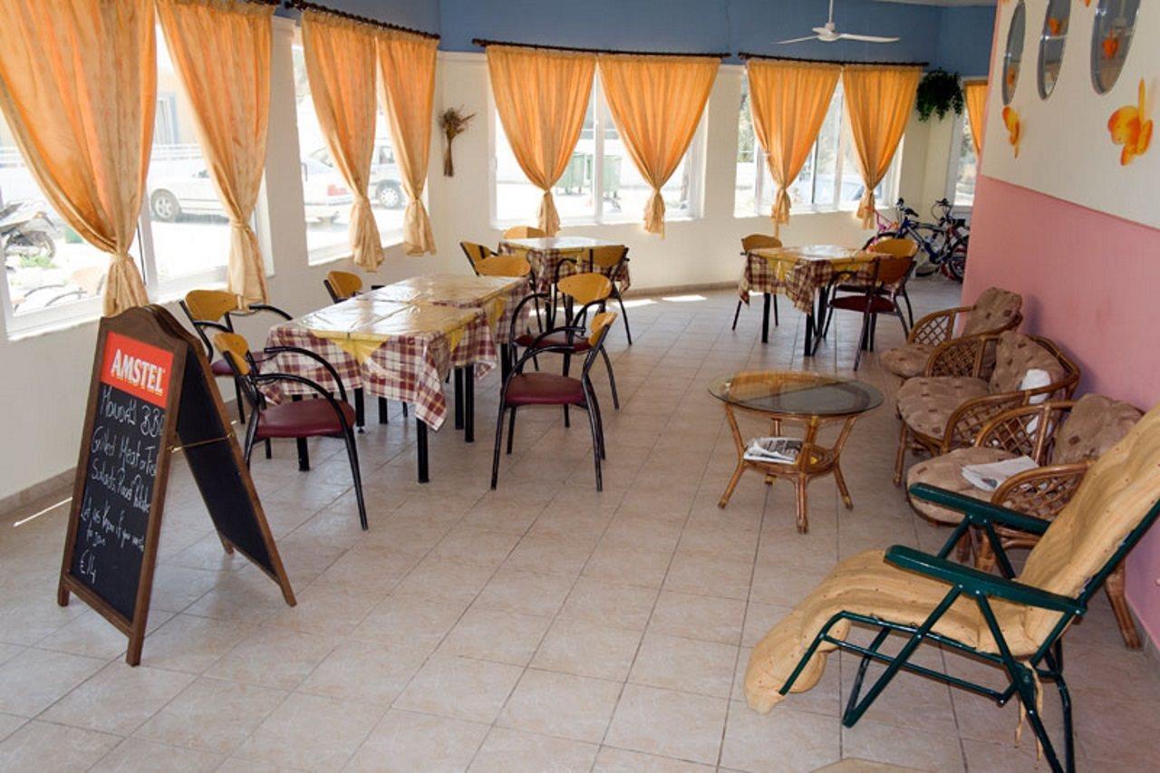 פליראקי Ano Kampos Hotel מראה חיצוני תמונה