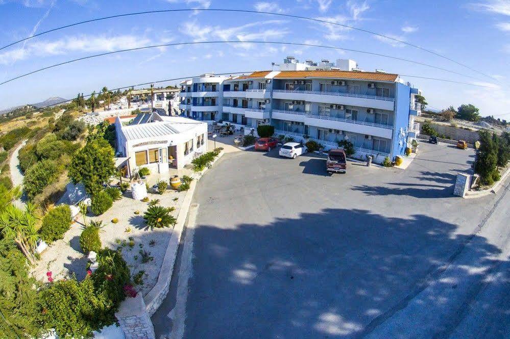 פליראקי Ano Kampos Hotel מראה חיצוני תמונה
